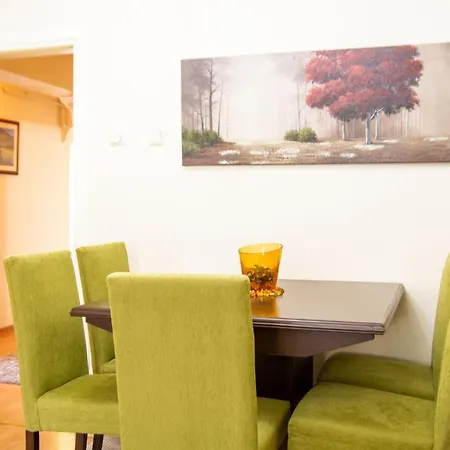 Colorful Flat With Balcony In Bayrakli Izmir